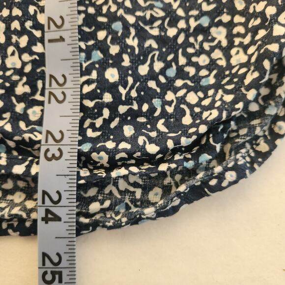 Universal Thread Seersucker Blue White Floral Crinkle Buttons Crepe Lightweight - Picture 5 of 9